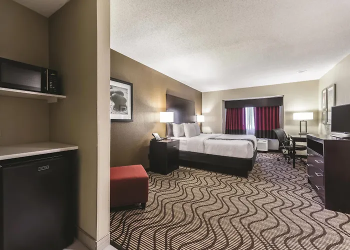 La Quinta By Wyndham - St. Louis