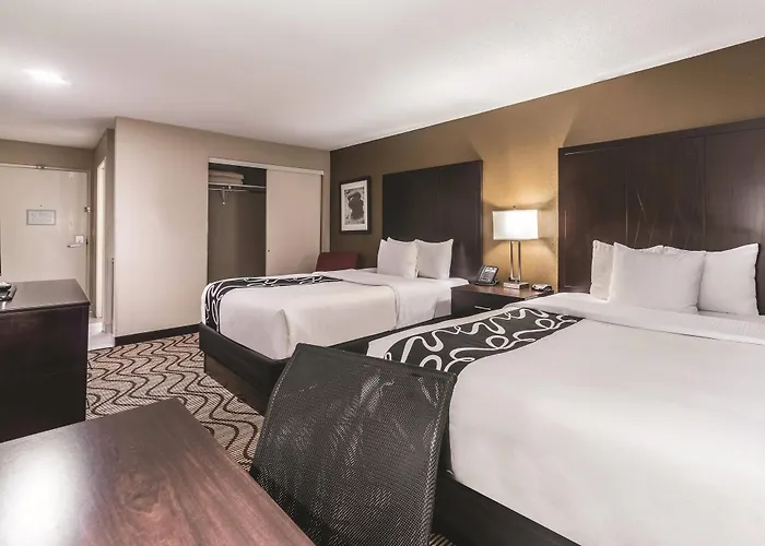 La Quinta By Wyndham - St. Louis